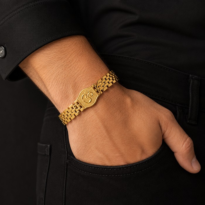om bracelet 700x700 under100kb